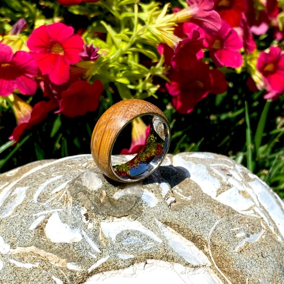 Oak Wood Whiskey Barrel Wood Ring - Picture 2 of 3